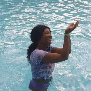 Meet your Posher, Kamecha